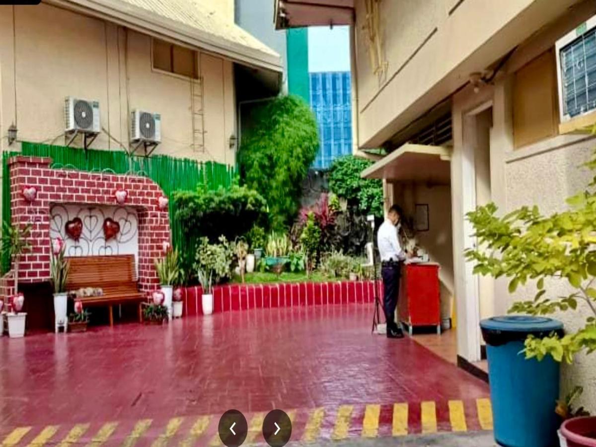 Oyo 971 Liza Lodge Pasay Bagian luar foto
